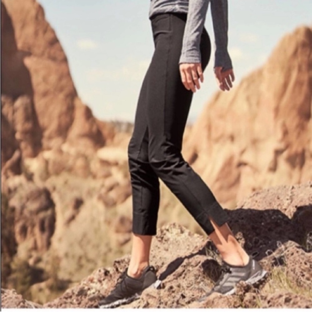Athleta Wander Slim Black Pants 353450 Size 12